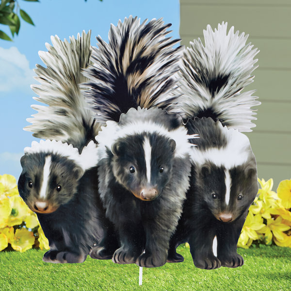 Arlmont & Co. Monay Skunks Garden Art | Wayfair